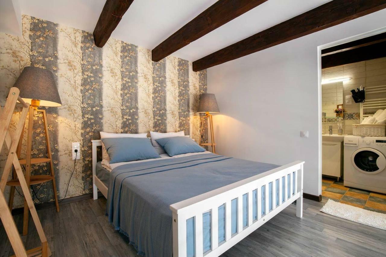 טביליסי Cozy Studios On Freedom Square מראה חיצוני תמונה