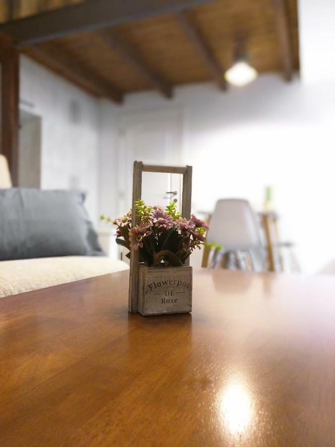 טביליסי Cozy Studios On Freedom Square מראה חיצוני תמונה