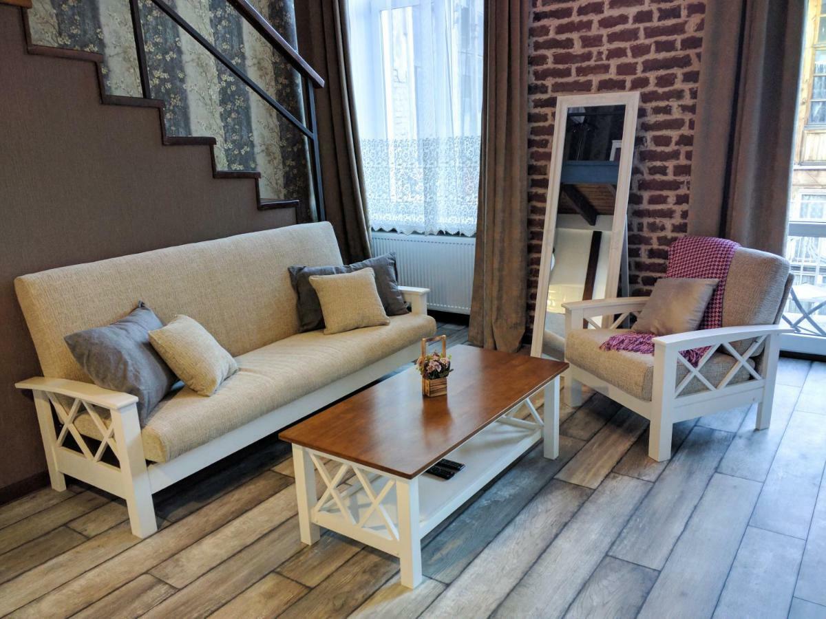 טביליסי Cozy Studios On Freedom Square מראה חיצוני תמונה